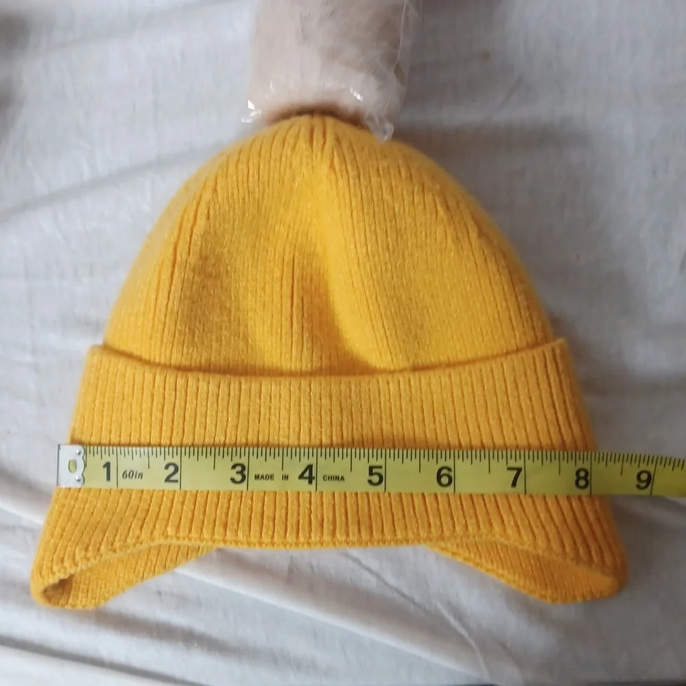 Yellow Pom‎ Pom Beanie